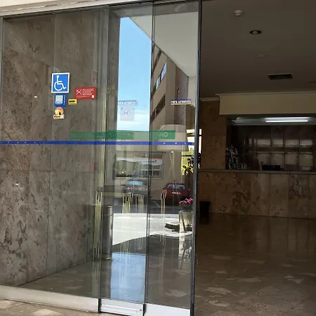 酒店 多姆迪尼斯大酒店