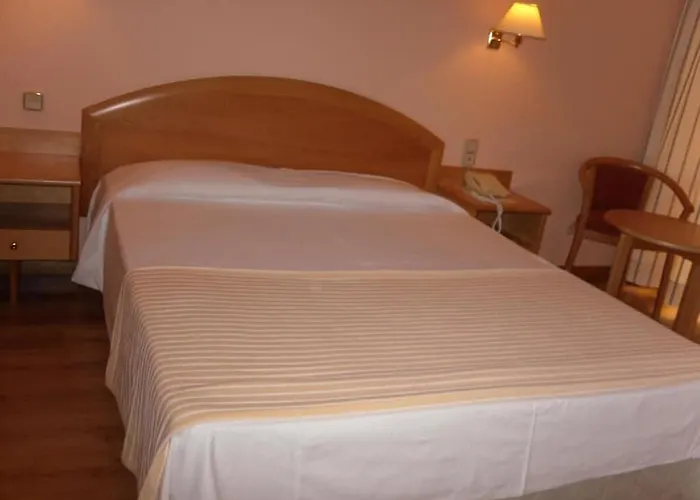 Hotel Grande Dom Dinis 3*